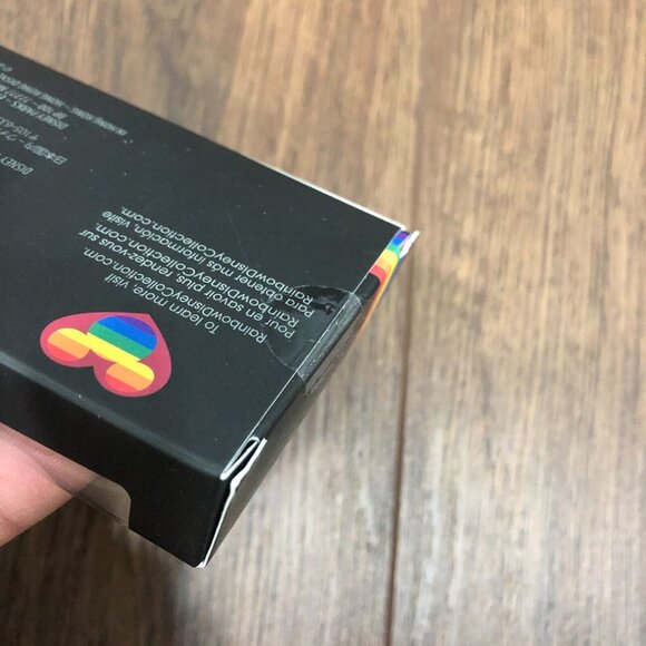 Mickey Mouse Collectible Key Rainbow Collection Disney Store  NEW SEALED - Picture 7 of 8